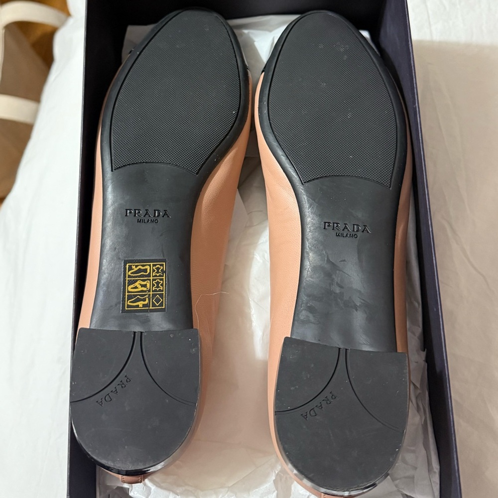 Prada Women's Ballet Flats 38 - Picture 2 of 5
